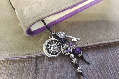 Подарок ручной работы из натуральной кожи | Замшевый ежедневник 11