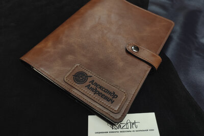 Подарок ручной работы из натуральной кожи | Шервуд /Шильд/