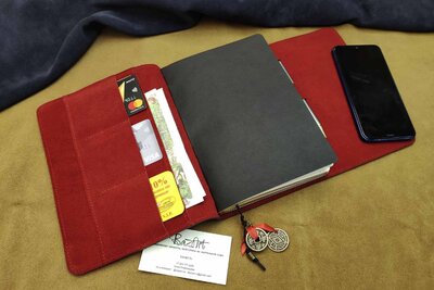 Подарок ручной работы из натуральной кожи | Золотые рыбки